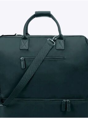 NOBL NWT Dark Green Weekender Bag